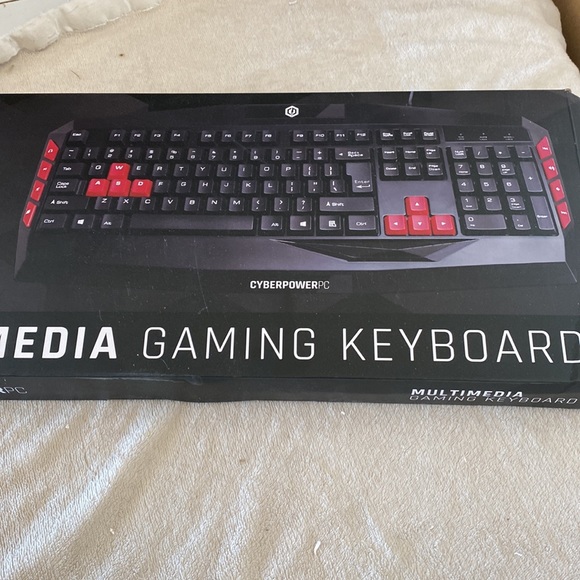 Cyberpower PC Gaming Keyboard - Picture 2 of 5